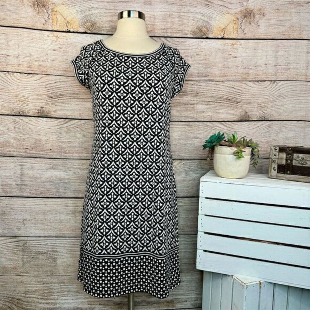 5/$25 Max Studio Women's Cap Sleeve Dress Black Two-Tone Tulip Stack Size S